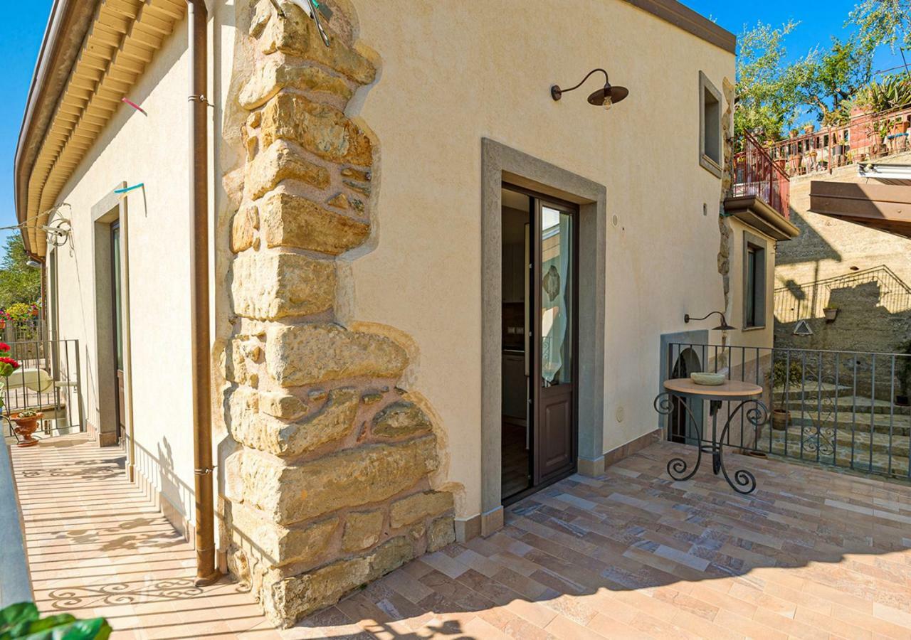 B&B Loreto Sant'Angelo di Brolo Exterior foto